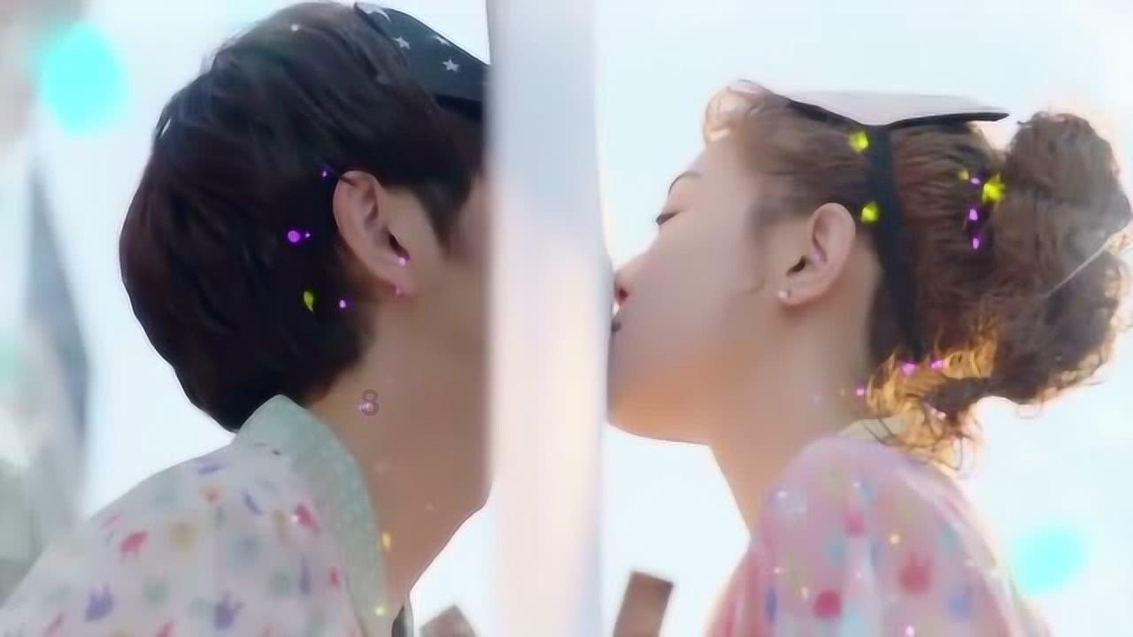 这位25岁女星告诉你，啥是教科书式撩汉