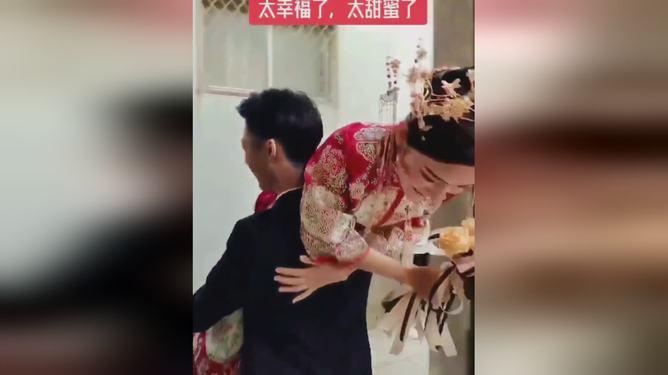 深度学习交流平台-知识星球想要全屋定制大衣柜,哪种材料性价比最高?