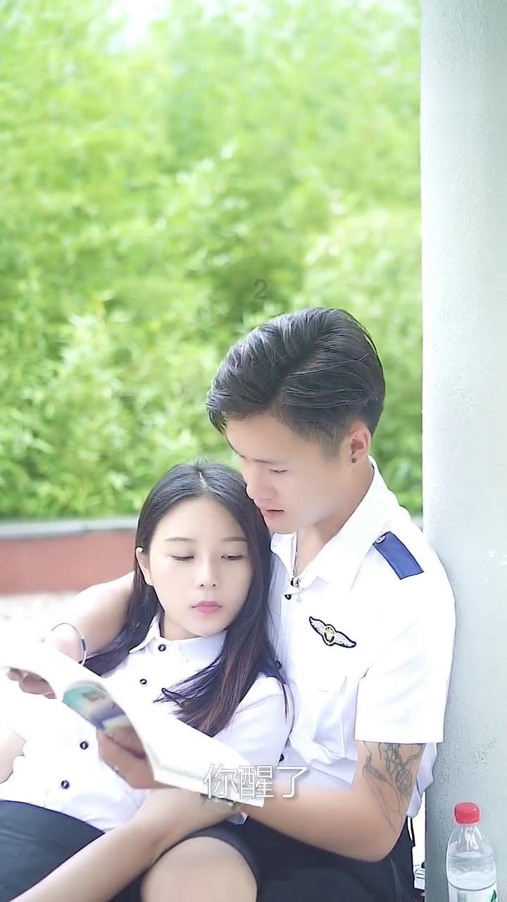 跳动的圆球