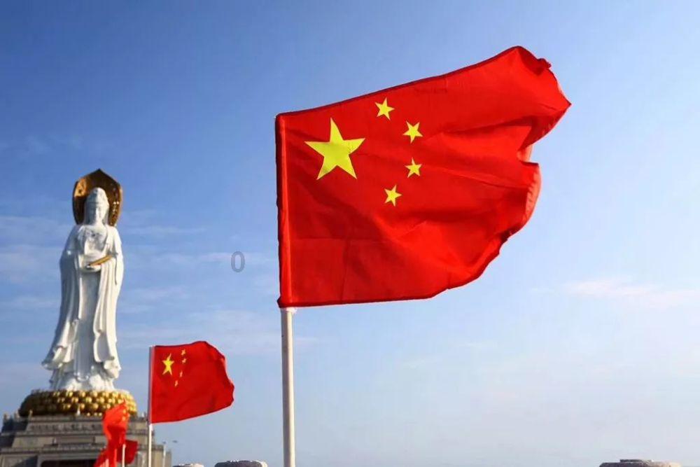 三国演义晚于水浒，为什么说豹头环眼的林冲，是模仿张飞？