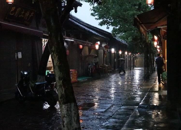生活在农村一个月开销多少正常?-200次知识的交汇,点燃思维的火花。